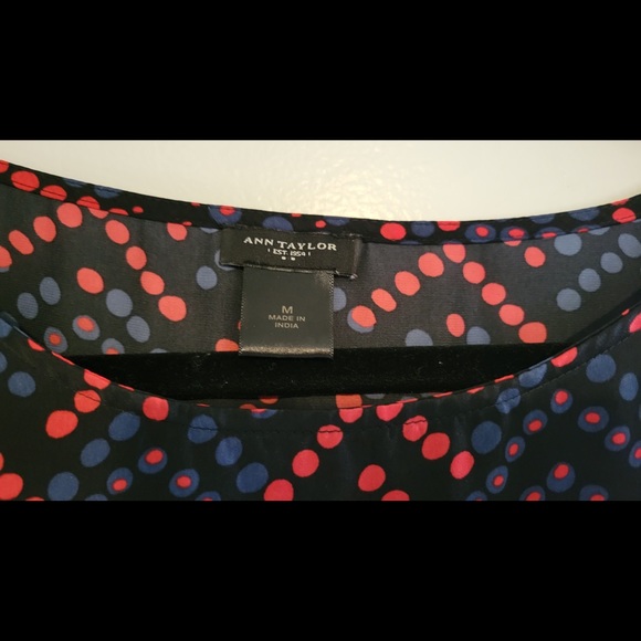 Ann Taylor blouse, polka dot chevron pattern, medium - Picture 2 of 2